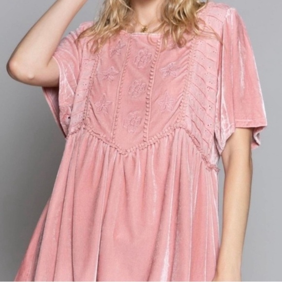 POL Pink Crushed Velvet Short Sleeve Top - Picture 3 of 5